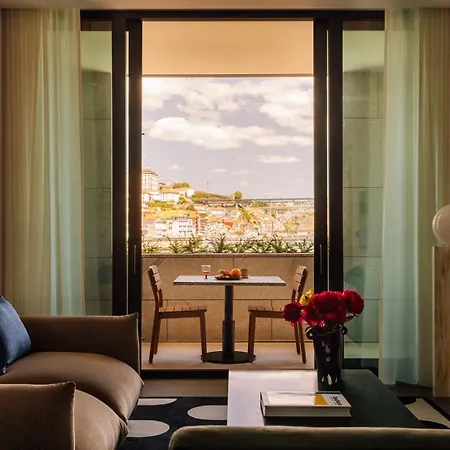 The Rebello & - Small Luxury Of The World Otel